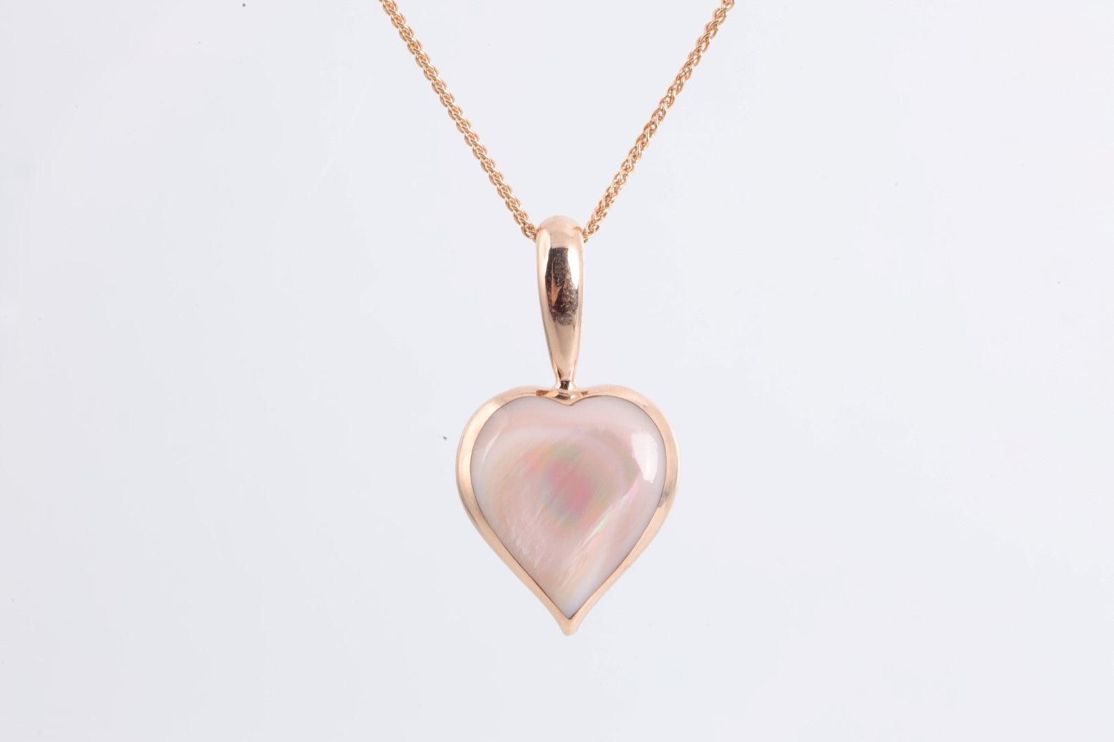 18 Kabana 14k Rose Gold Mother of Pearl Heart Pendant Necklace 9.02g