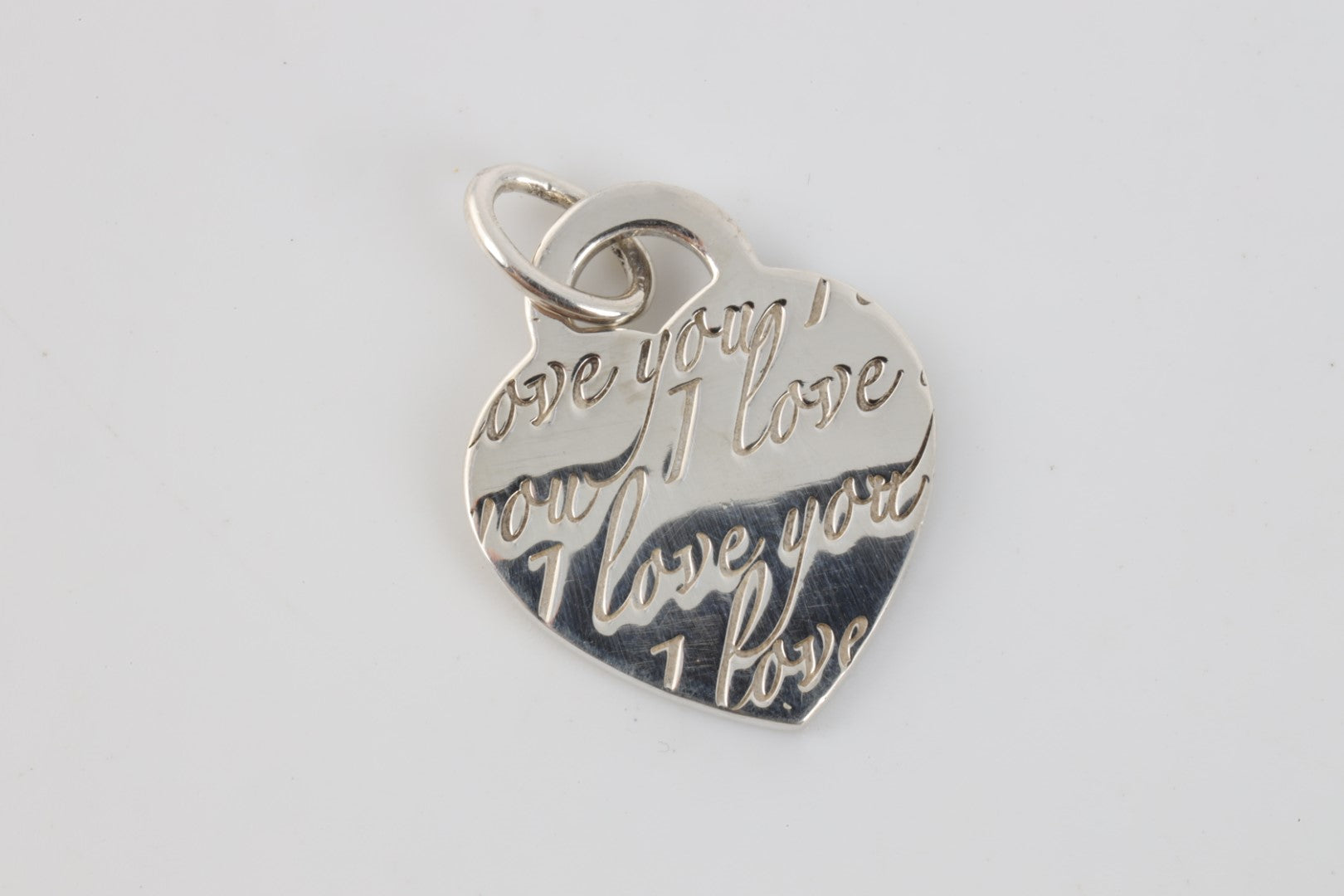 Tiffany i love you heart necklace hotsell