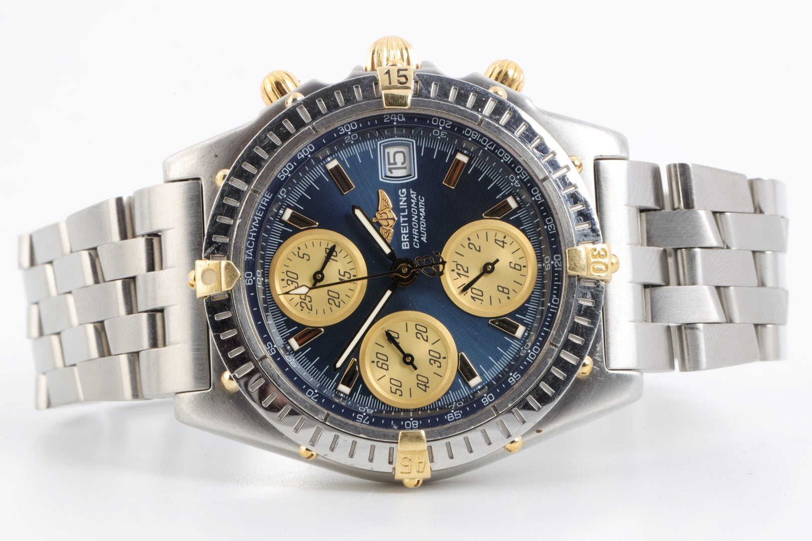 Breitling Chronomat B13350 Stainless Steel 18K Yellow Gold 39mm Men s Watch